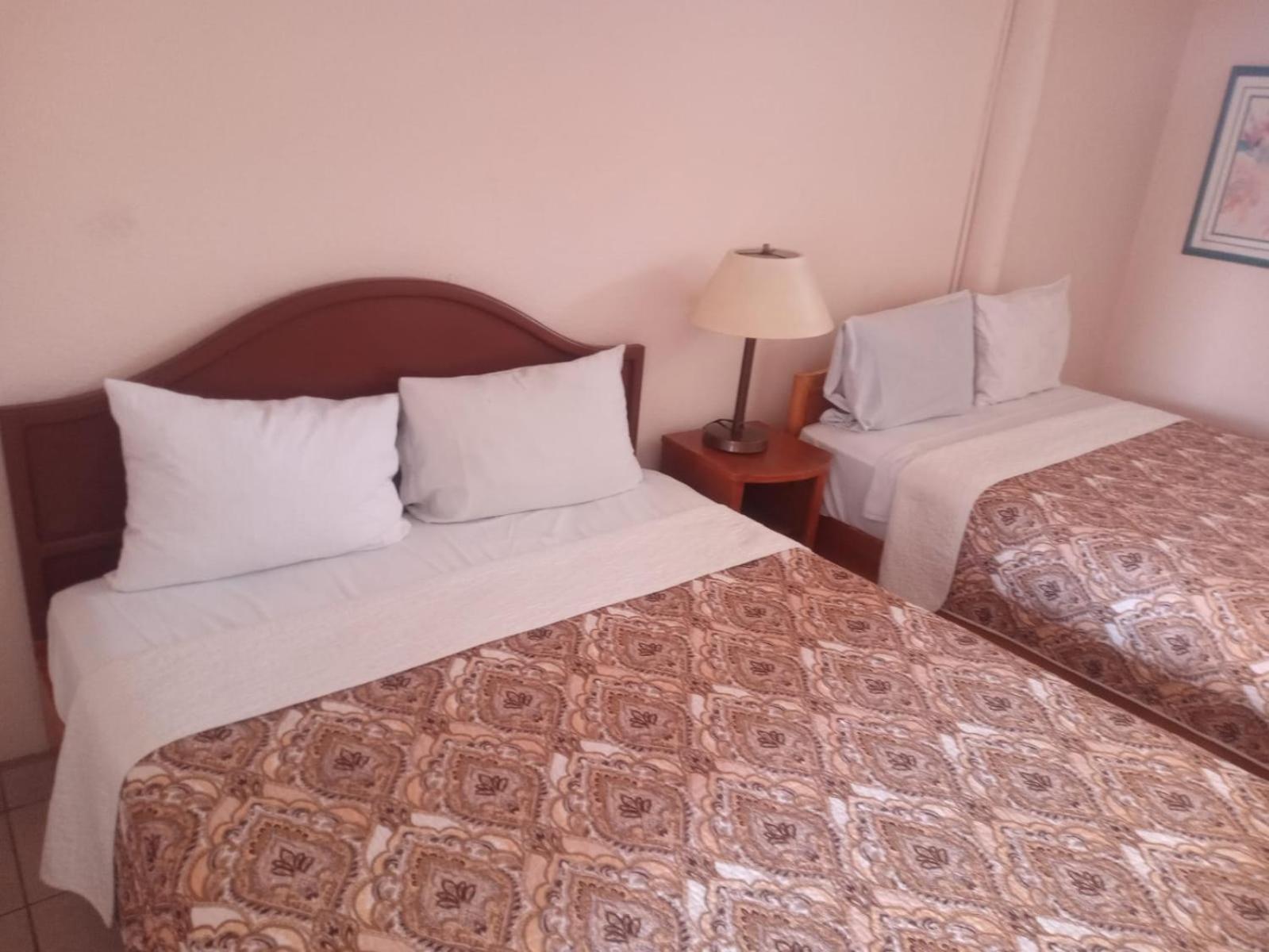 Hotel Sevilla Tijuana Bagian luar foto