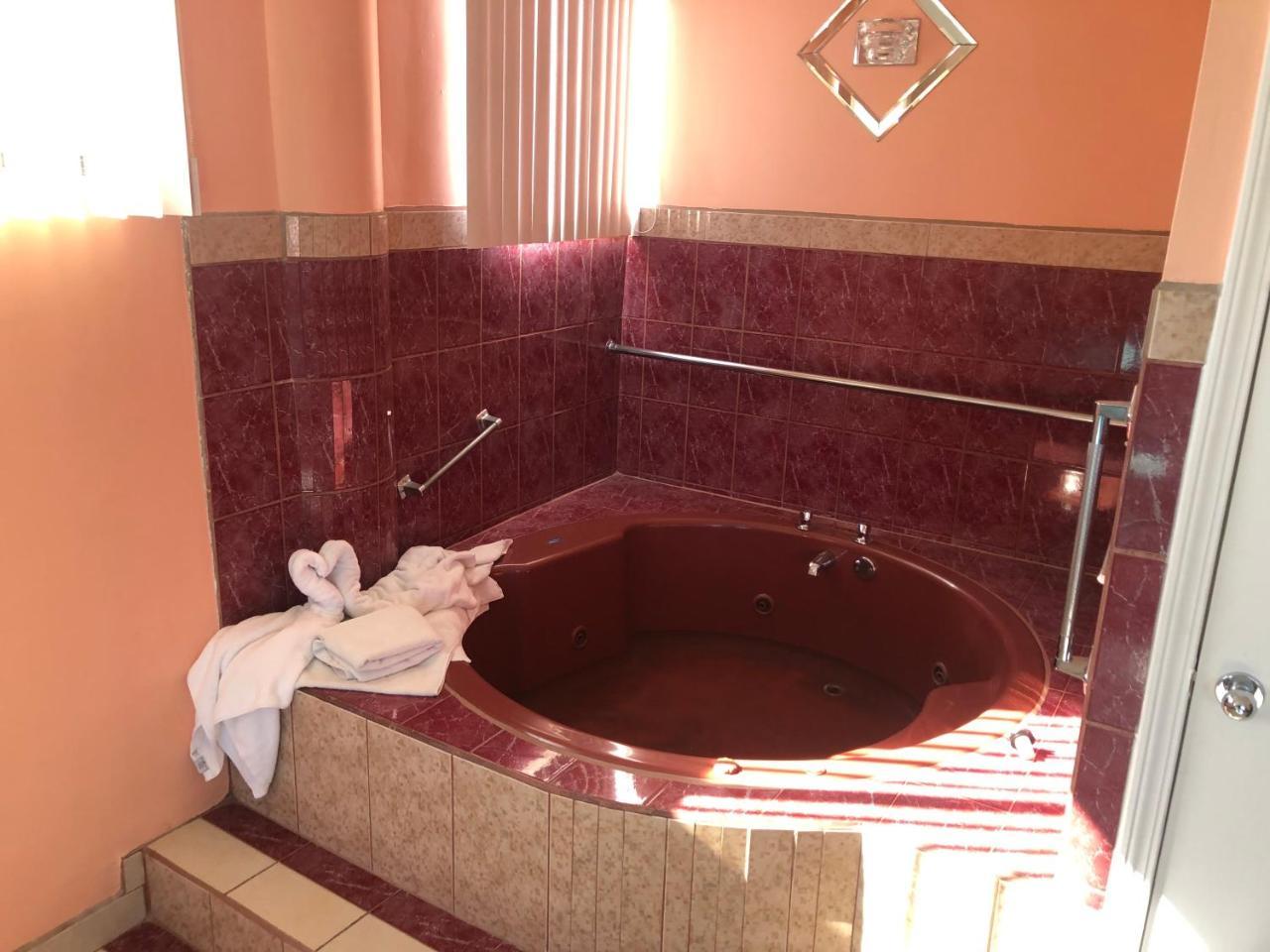 Hotel Sevilla Tijuana Bagian luar foto